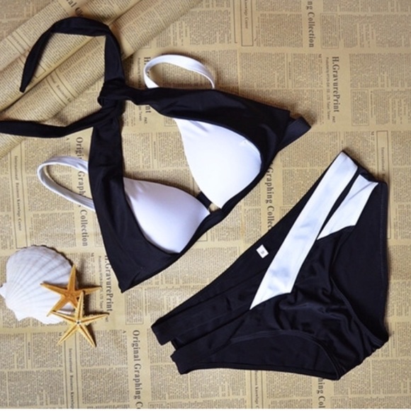 ⚡️RESTOCK⚡️Color-block black white Cut Out- Bikini - Picture 3 of 5